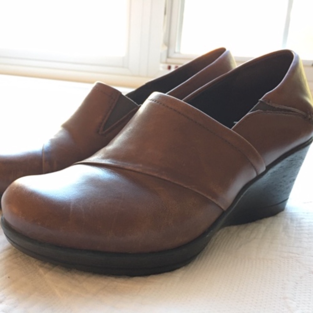 Brown Dansko Loafer Wedges 37 (7)